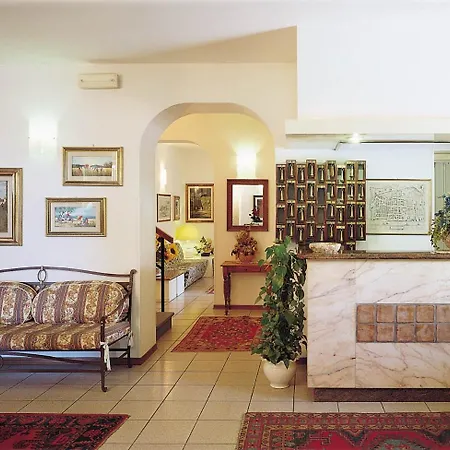 Hotell Angela 3*